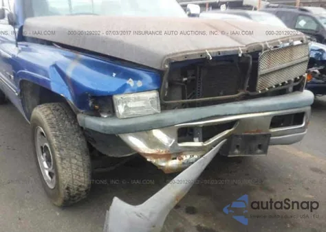 1995 Dodge Ram 2500 z USA, uszkodzony, nr VIN 1B7JC26Z4SS231102